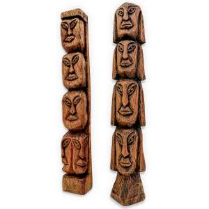 <strong>SOTERA SANCHEZ DA SILVA - Totens</strong><br><br>escultura em madeira, ass. com as iniciais - catalogado na Galeria Bonino<br>esquerda: 40,5 x 5 x 6 cm - direita: 42 x 5 x 6 cm