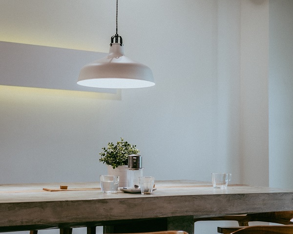 como escolher lustre, diferença entre lustre e pendente, diferença entre lustre e luminária, pendentes e luminárias, como escolher luminária