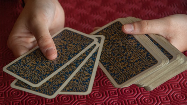 tirada-de-cartas-en-linea-videntes