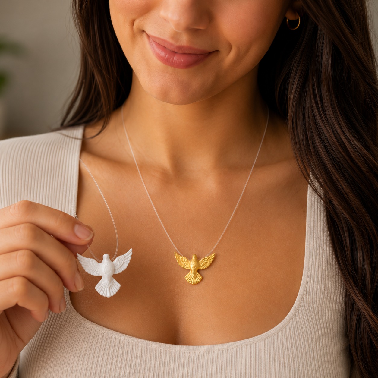 GARGANTILHA DIVINO ESPIRITO SANTO BRANCO/ DOURADO