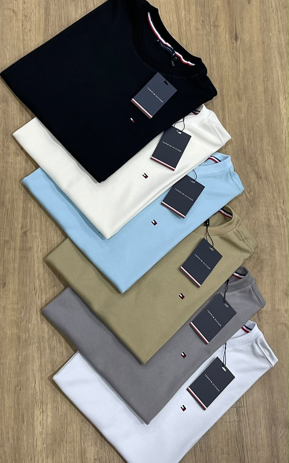 CAMISETA MASC TOMMY MOD2