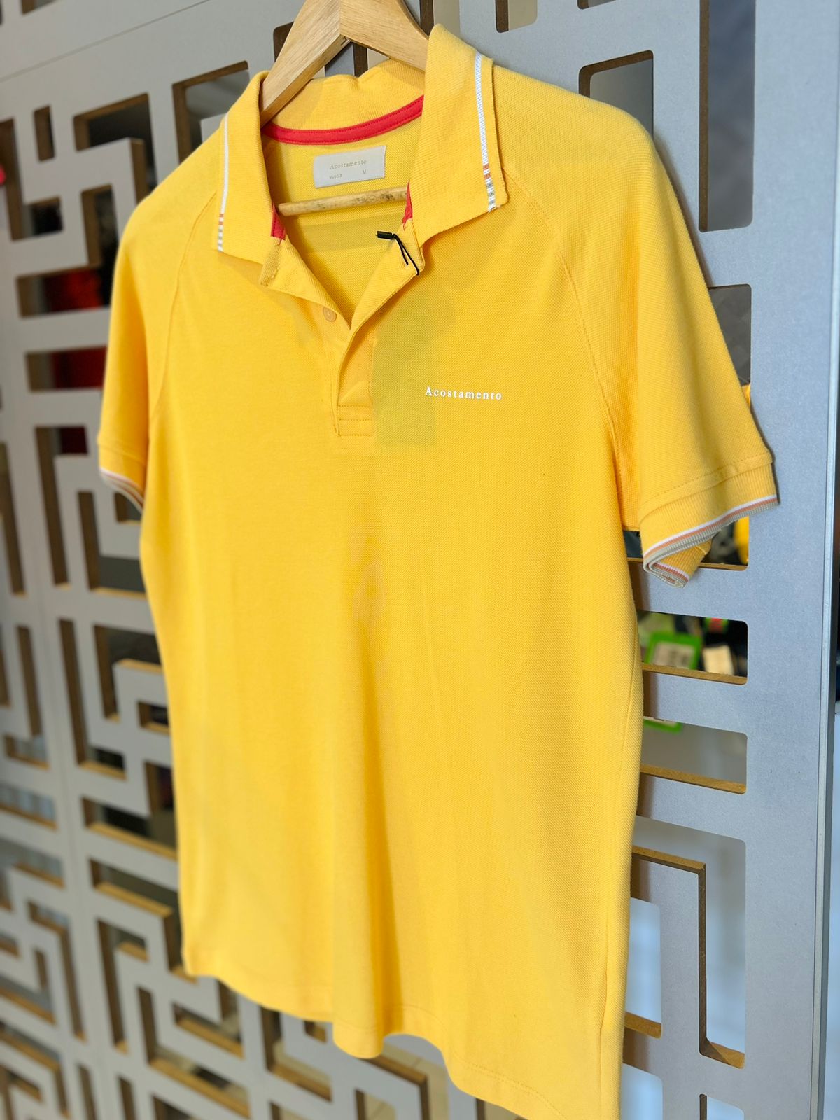CAMISA POLO AMARELA PLATANO ACOSTAMENTO TAM.M