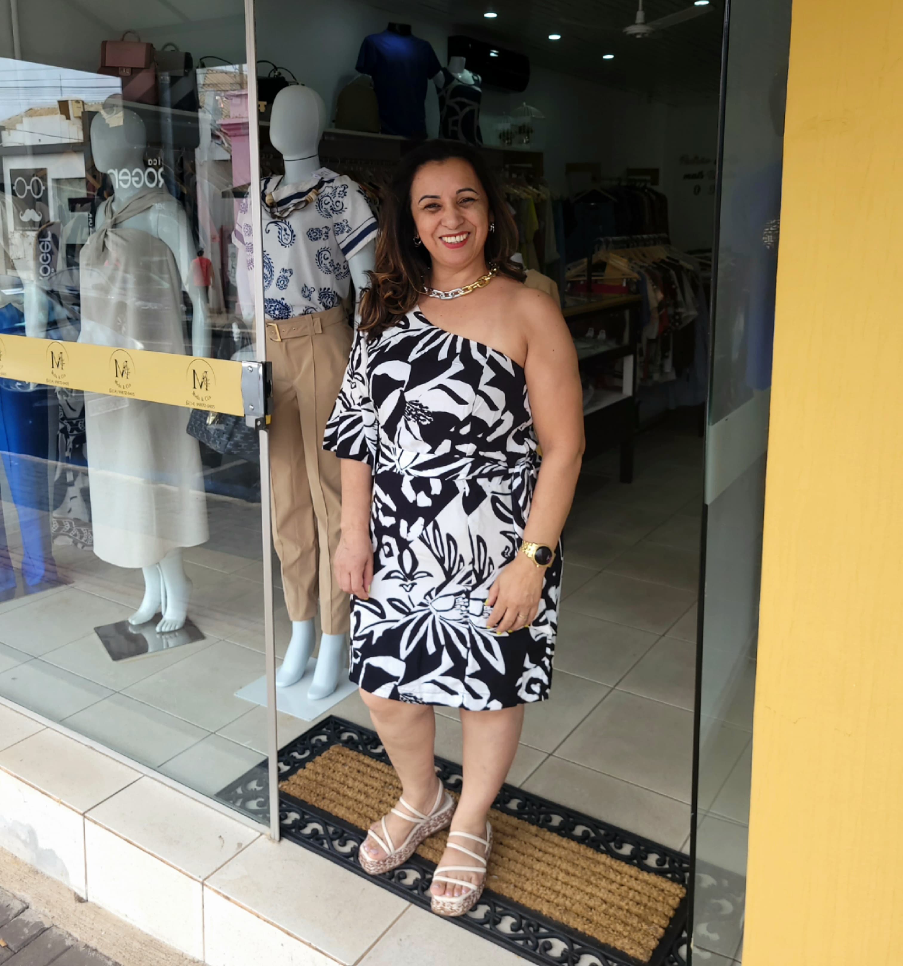 VESTIDO CINTIA FINA MOÇA GG